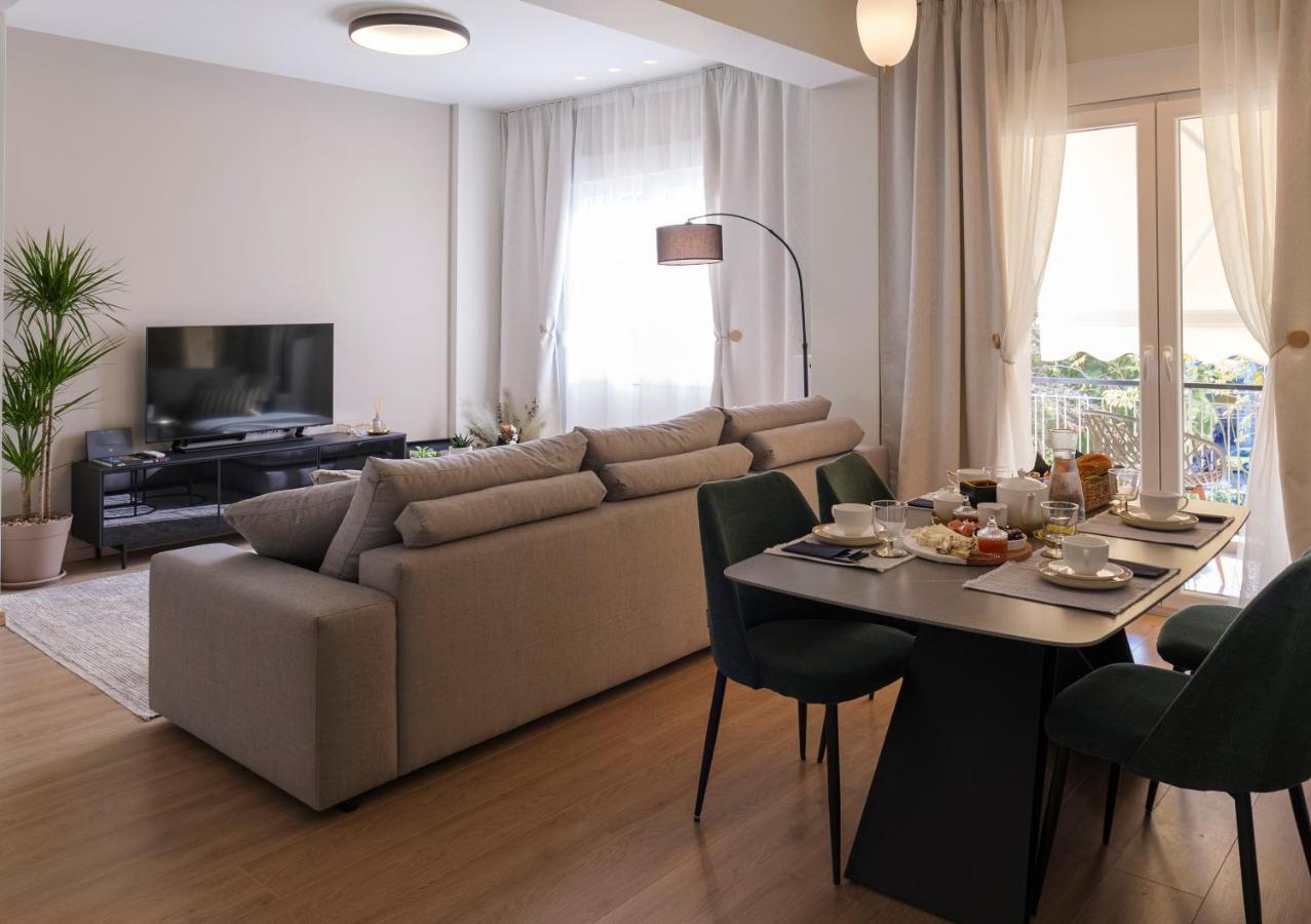 אתונה Acropolis Deluxe 2Br Apartment מראה חיצוני תמונה